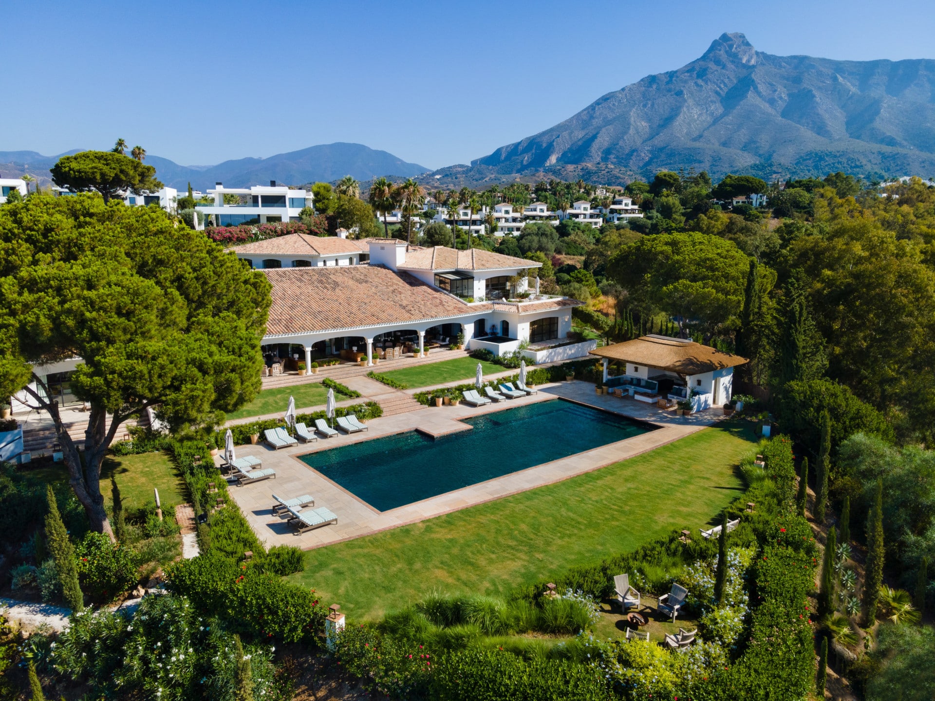 La Gratitud Villa I Marbella I Hispaania