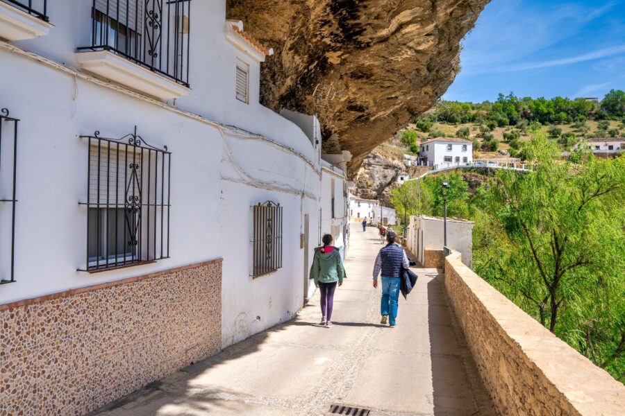 Setenil de las Bodegas koobasküla